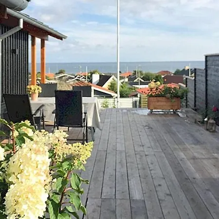 بيت للعطل Unique In With Sea View